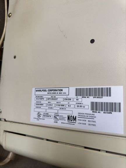Whirlpool Window Refrigerator Unit, 220v, 24"x15"x20", Only Cools Down 5 De
