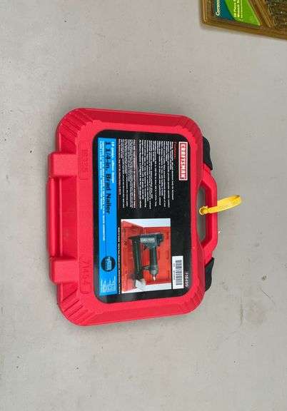 Craftsman 18ga 1 1/4" brad nailer