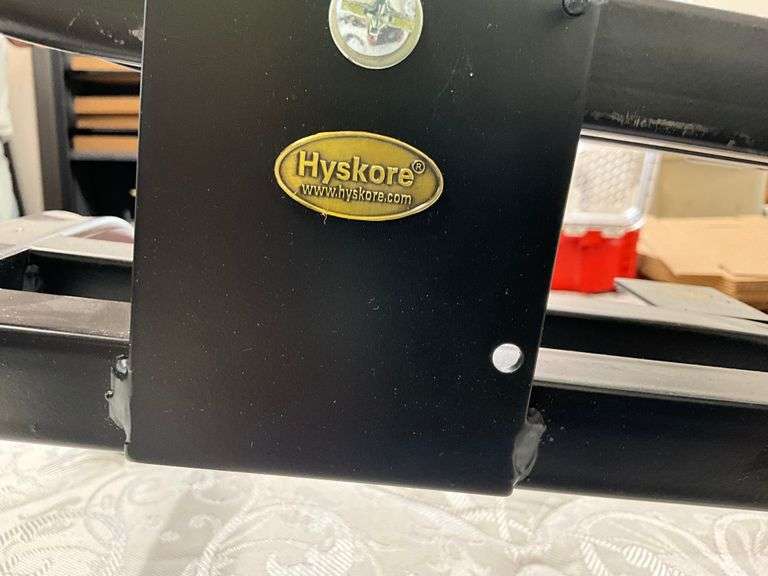 Shooting bench/gun stand 

Located in office