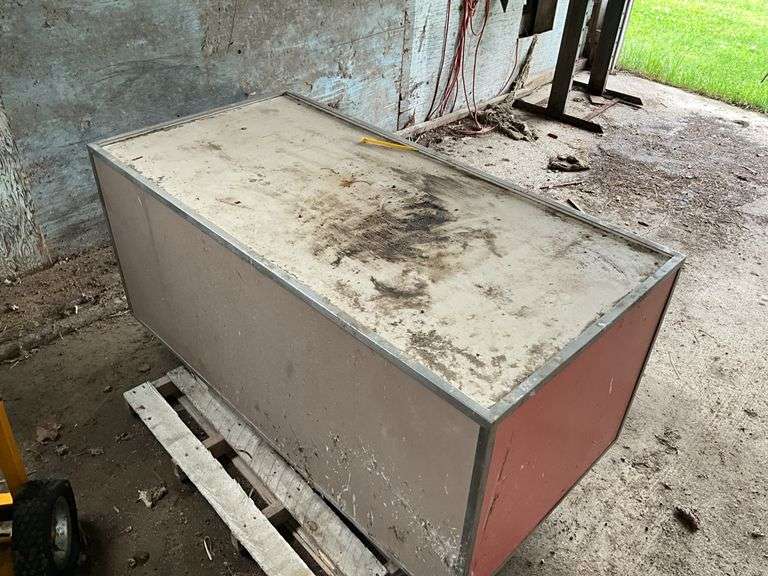 4-drawer cabinet