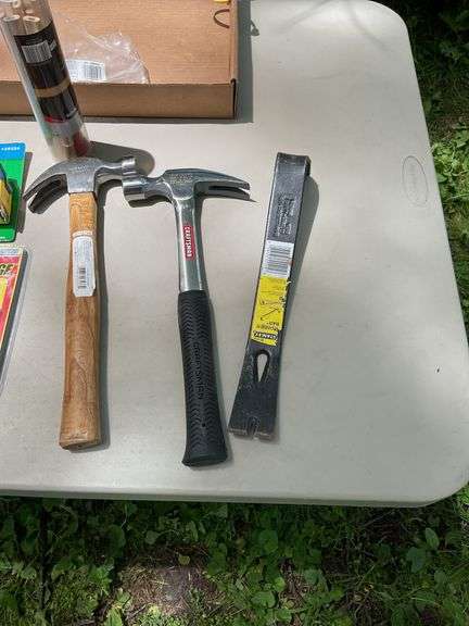 Flat of Tape measure, pencils, rapid edge, utility knife