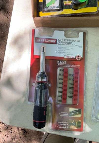 Craftsman aluminum mini jack, utility knife , tape measure