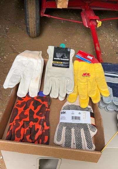 Gloves and car wash material