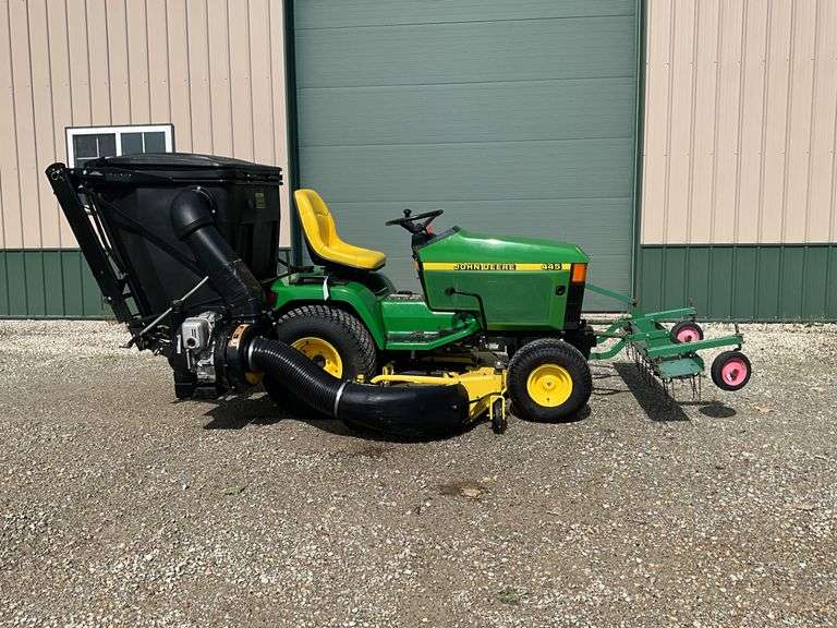 2000 John Deere Model 445 Garden Tractor,60” Deck,V-Twin Gas Motor,Front/Re
