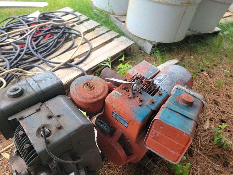 Milwaukee Model 1550 115V/230V, Gas Power Generator, Briggs and Straton Mod