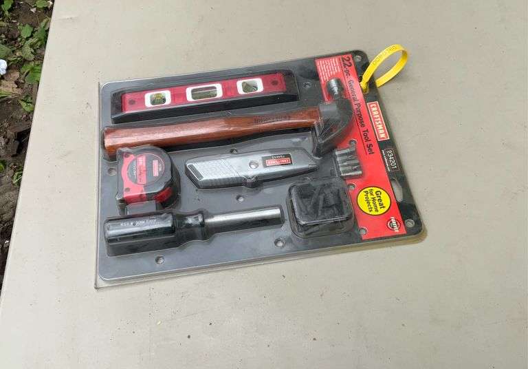Craftsman 22 pc general purpose tool set