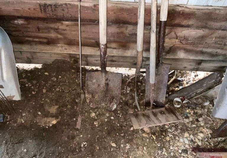 Asst of garden tools