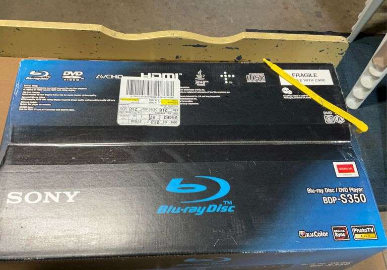 Sony blue ray disc/ dvd player