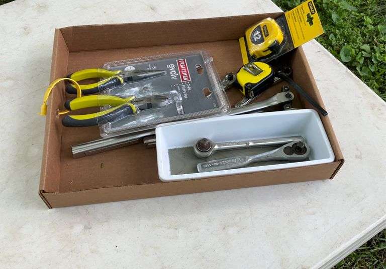 Flat of craftsman ratchets, 1/2, 3/8, 1/4 ... knives, pliers