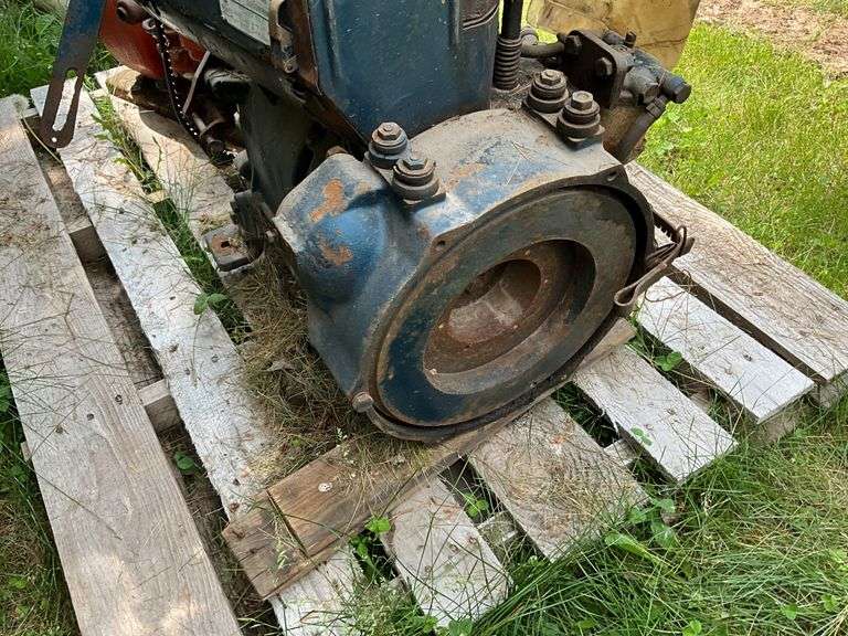 Air Cooled Diesel Engine, Air Cooled Gasoline Engine with Pump - Both are F