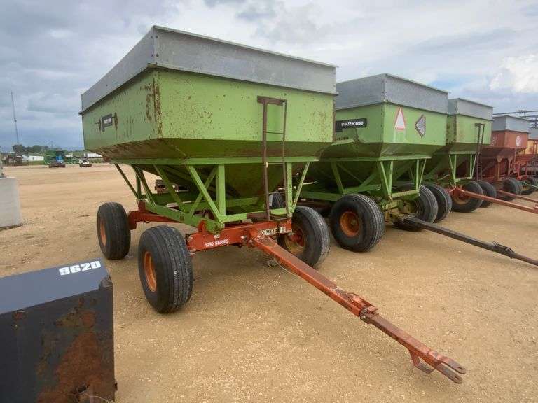 Parker Gravity Wagon, 250bu