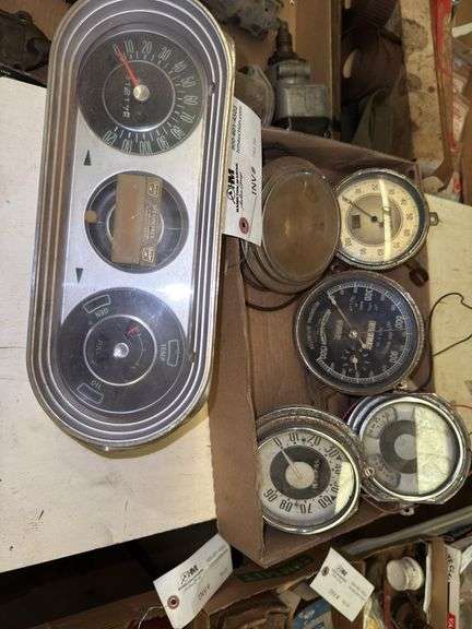 Vintage Automotive Gauge Clusters - Hamilton-Maring Auction Group