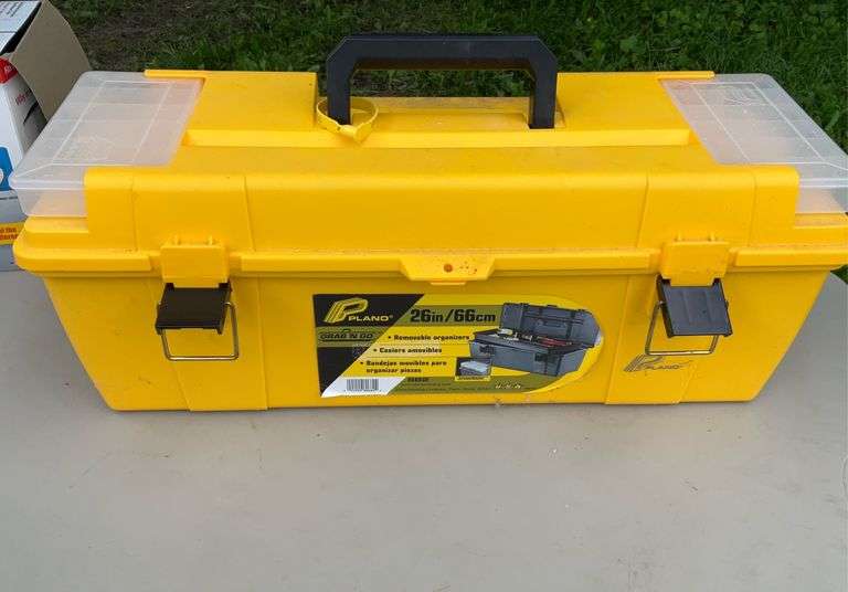 Plano 26" tool box