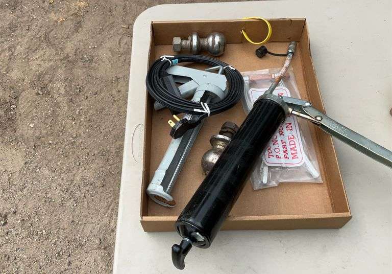 Flat of caulk gun, grease guns & toggle pliers