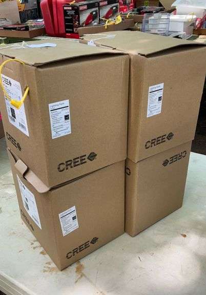 4 - recessed ceiling lights 6" LED