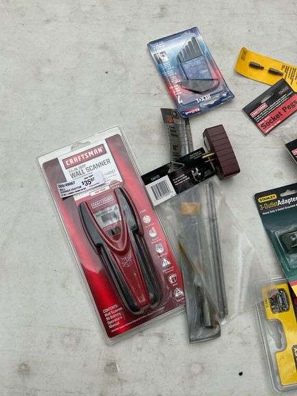 Flat of wall scanner, driver bits, & misc