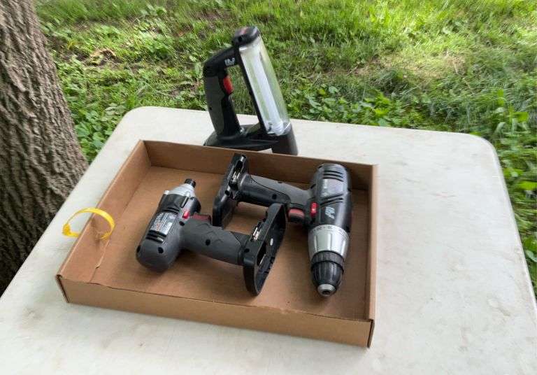 Flat of craftsman 19.2V drill, driver & work light, no batteries