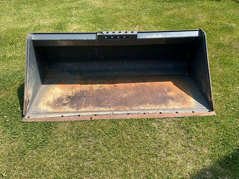 68” Skid Loader Bucket
