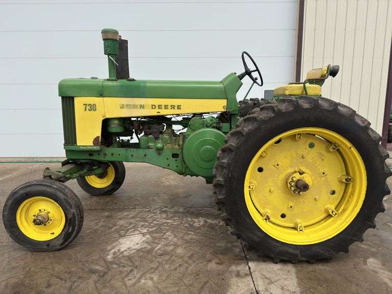 1959 John Deere 730 Gas Tractor, Electric Start, 2364 Hours, Power Steering