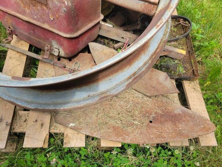 Farmall/Agricultural Equipment Parts - Hood, 8"x36" Rear Tractor Rim, 4 Bol