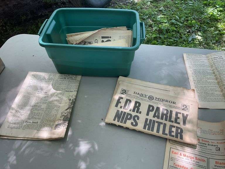 Vintage radio & tote of misc newspaper articles