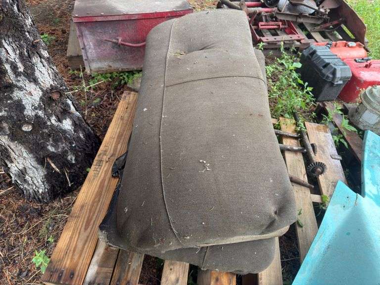 Ford Model T/A Parts, Fiberglass Fenders, Seat
