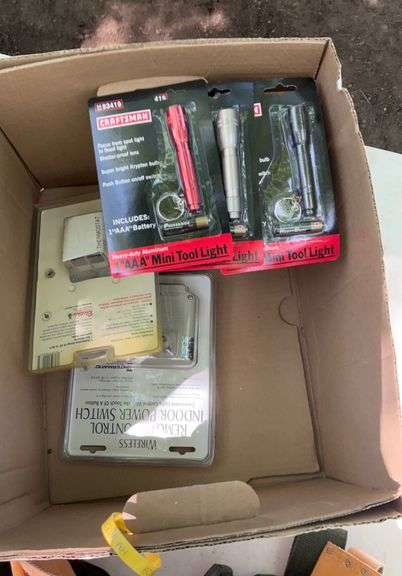 Box of carpenter belts, carbon monoxide detectors