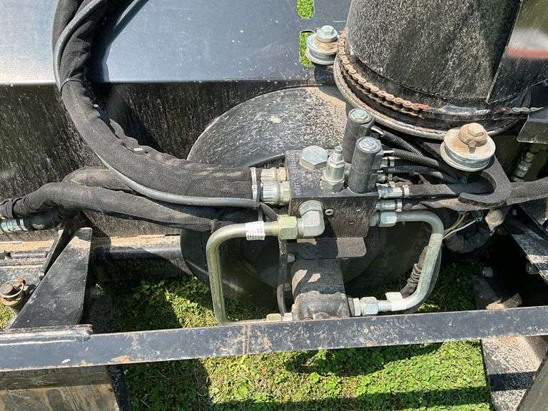 Erskine Model 2010 Skid Loader Mount Snow Blower, One Owner, Hydraulic Spou