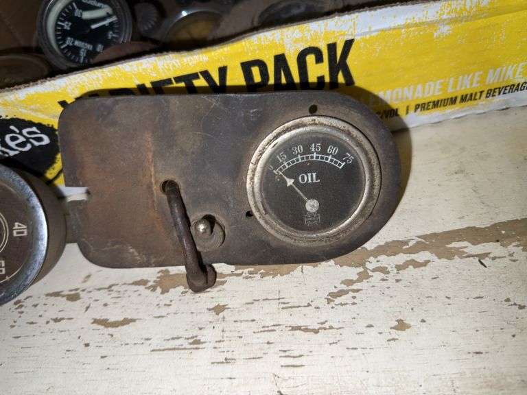 Gauges, Gauge Clusters