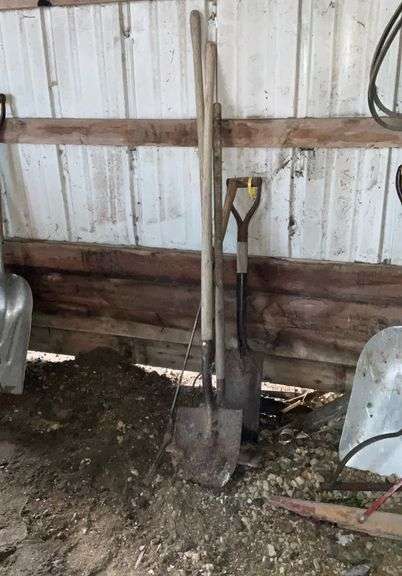 Asst of garden tools
