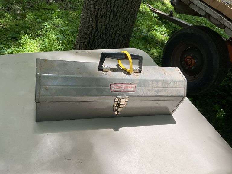 Craftsman tool box w/puller sets