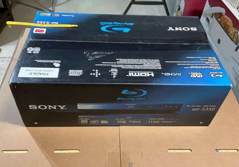 Sony blue ray disc/ dvd player