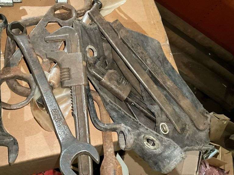 Automotive Wrenches for Vintage Automobiles