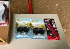 Utility knives, hammer belt loop, mini lights