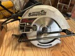 Craftsman 7 1/4" circular saw & Black & decker jig