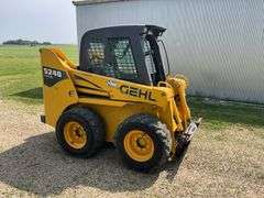 Gehl Model 5240 Skid Loader, 1047 2nd Owner Hours, E Series, Power-A-Tach, 
