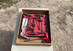 Flat with 7 pc T-thru handle hex key set