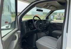 ***2006 Chev Express Motorhome, GM Chassis, 32ft; 