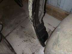 Fender And Inner Fender Well For Vintage Heavy Truck