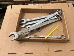 Flat of large standard combination wrenches