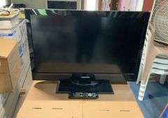 Magnivox 32 in flat screen TV