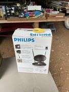 2 Coleman quick bed and quick pump, Phillips HDTV antenna