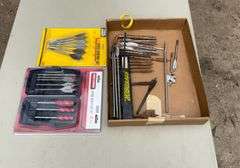 Flat of wood drill bits
