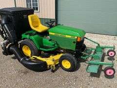 2000 John Deere Model 445 Garden Tractor,60” Deck,V-Twin Gas Motor,Front/Re