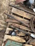 Ford Model T/A Parts - four-cylinder head, transmission, spoke wheels, driv