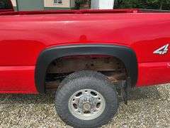 2003 Chevorlet 2500 Pickup,6.0 V8 150,945 One Owner Miles, Sells With 8’ 2”