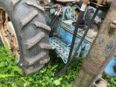 Ford 1600 Utility Tractor, 2 Cylinder Diesel, 1868 Hrs Showing, 3 Pt, PTO, 