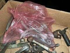 Door handles, window cranks, other Accessories for vintage cars