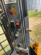 Gehl Model 5240 Skid Loader, 1047 2nd Owner Hours, E Series, Power-A-Tach, 