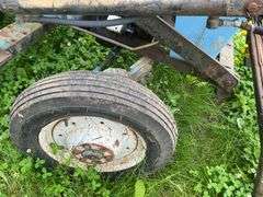 Ford 1600 Utility Tractor, 2 Cylinder Diesel, 1868 Hrs Showing, 3 Pt, PTO, 